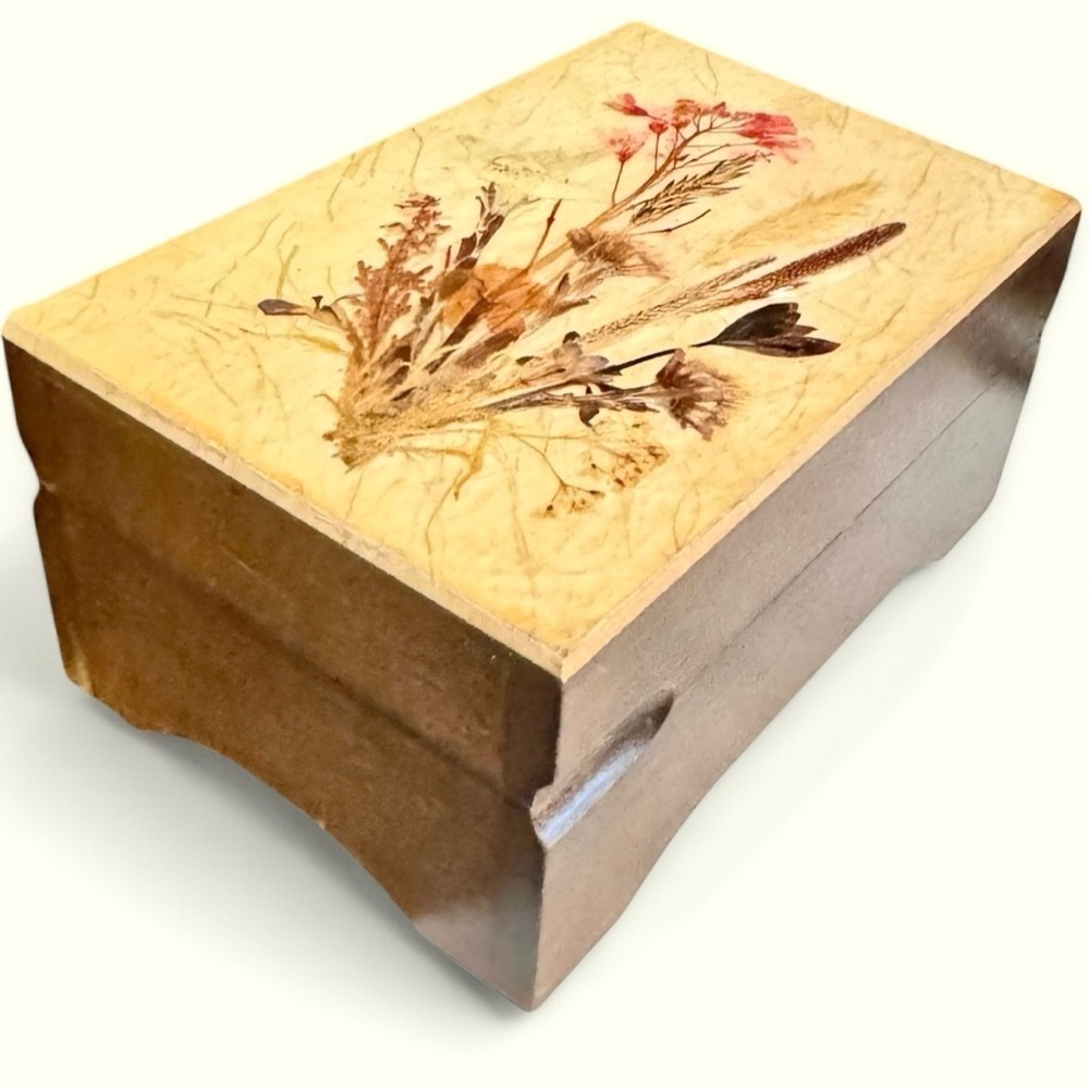 Vtg Swiss Music Box - Waltz Of The Flowers